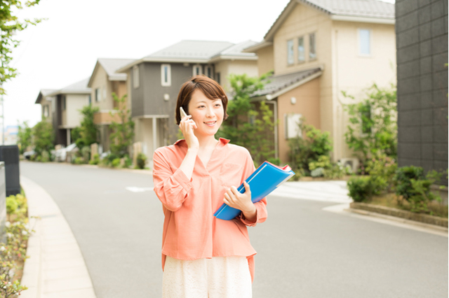 不動産女子の働き方。宅建士以外にもこんな仕事が？ イキイキワークライフ